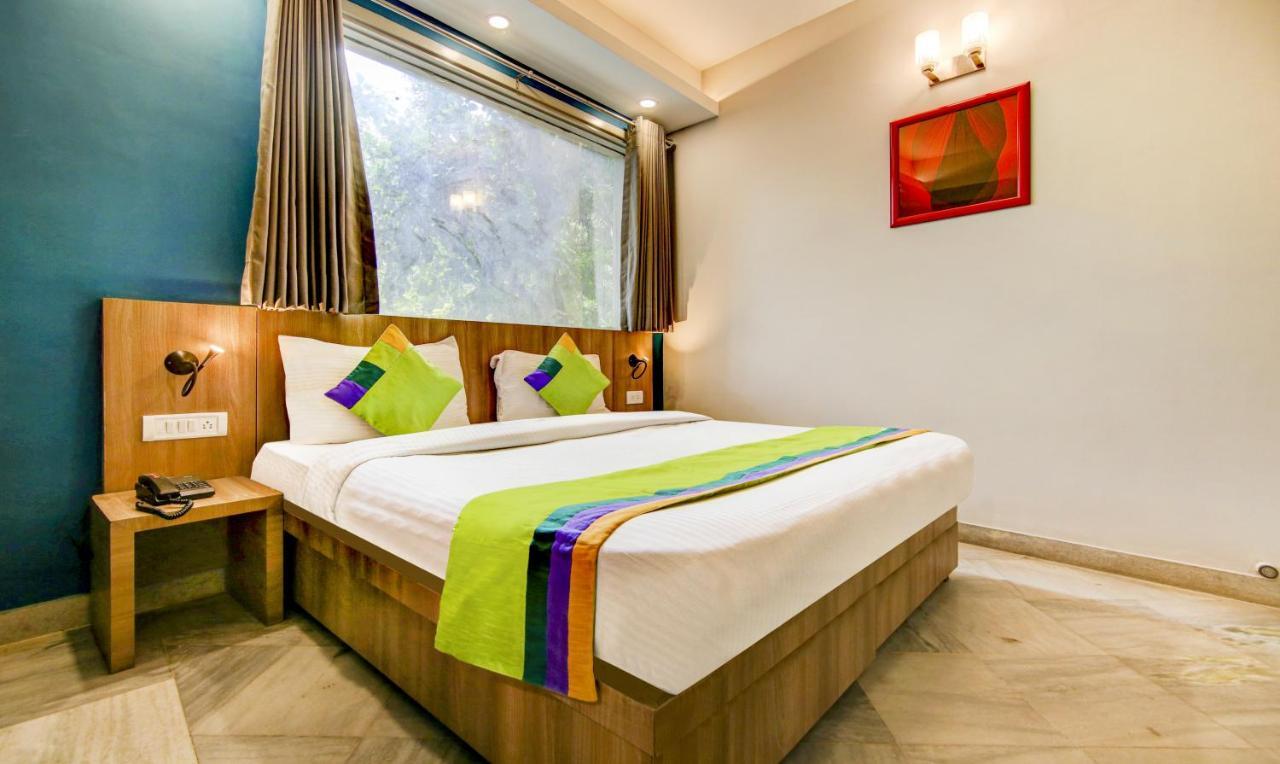 Treebo Mall View, Dlf Phase II Gurgaon Ngoại thất bức ảnh